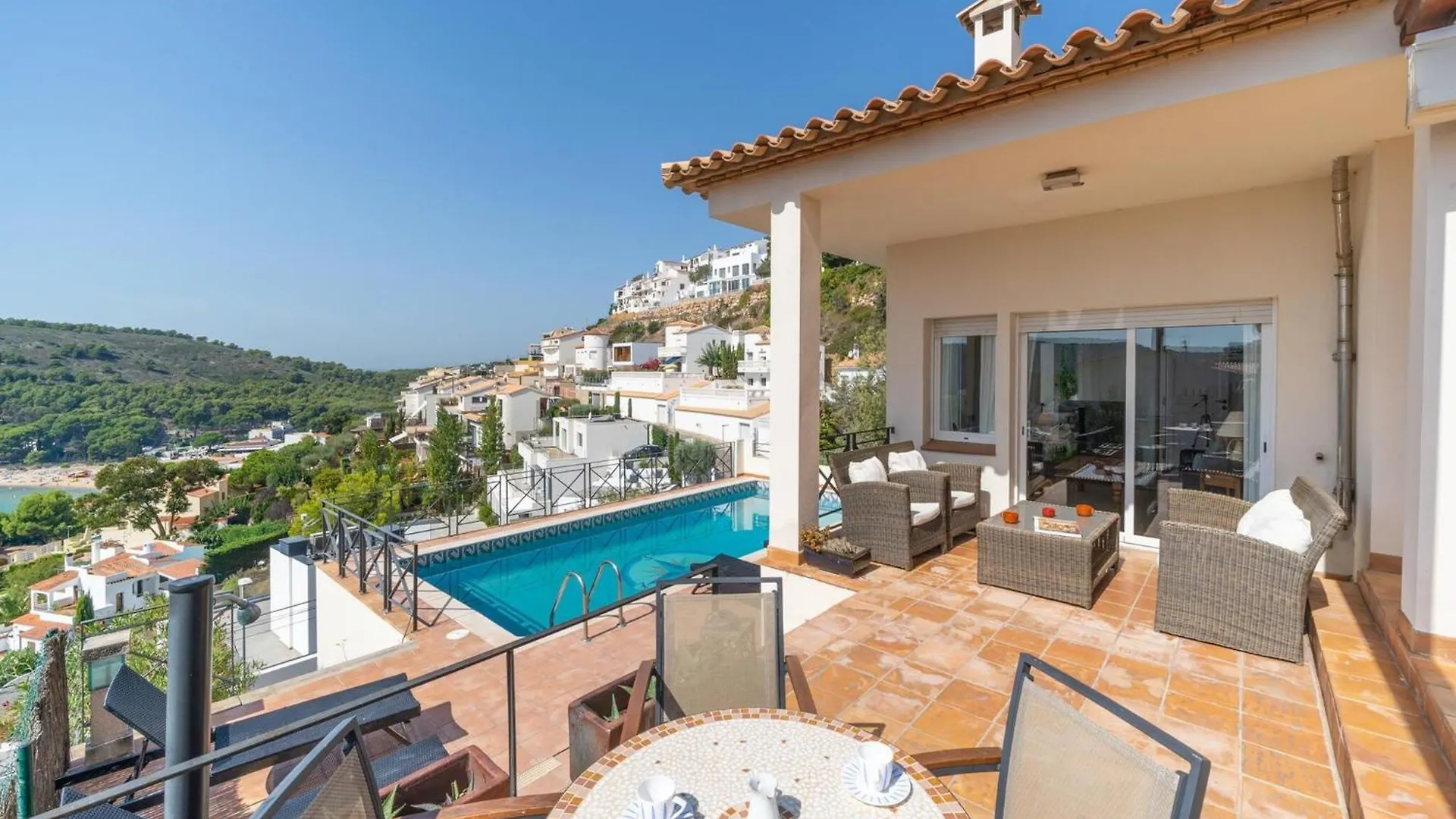 Villa With Views In Costa Brava L' Escala