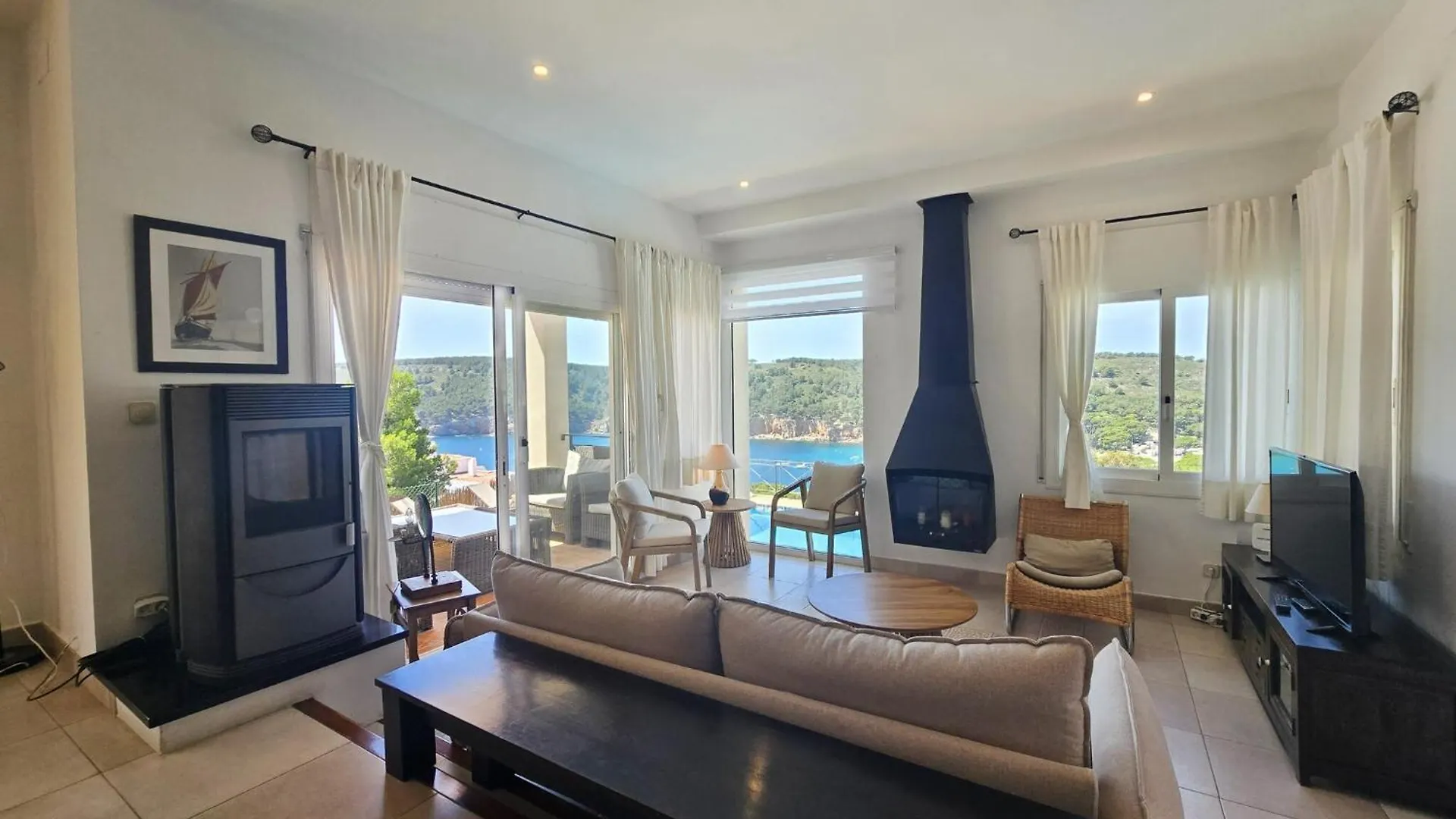 Villa With Views In Costa Brava L' Escala